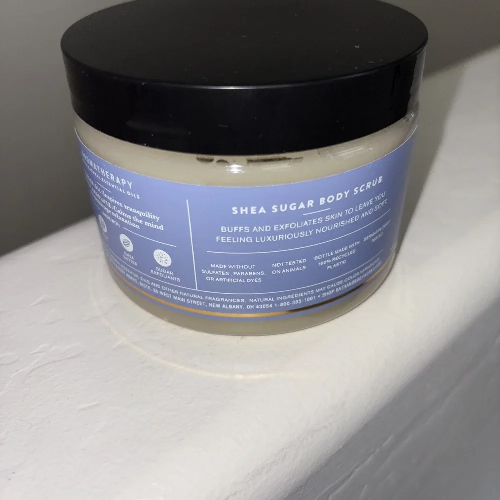 NEW Aromatherapy LAVENDER VANILLA Sugar Body Scrub 12.5 oz Bath & Body‎ Works